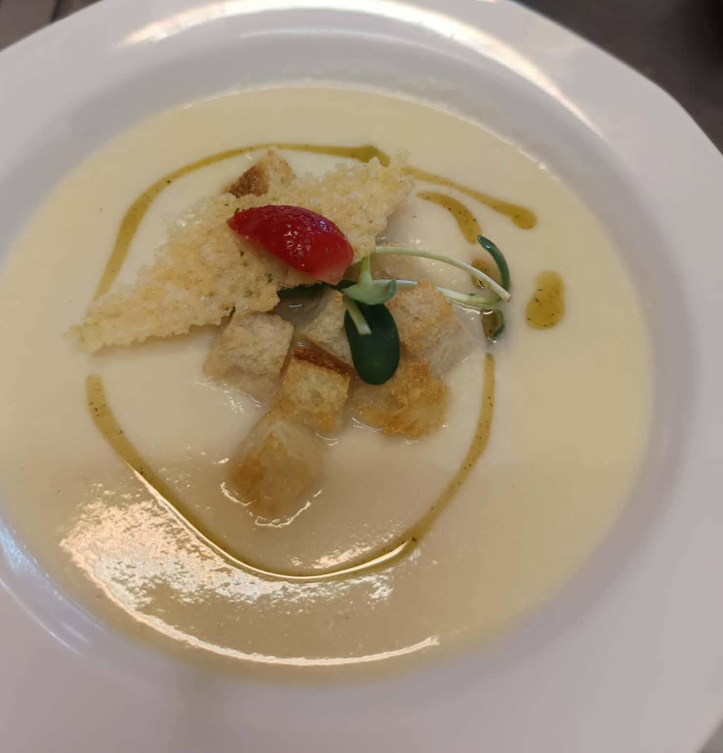 Celeriac cream soup with parmesan croutons